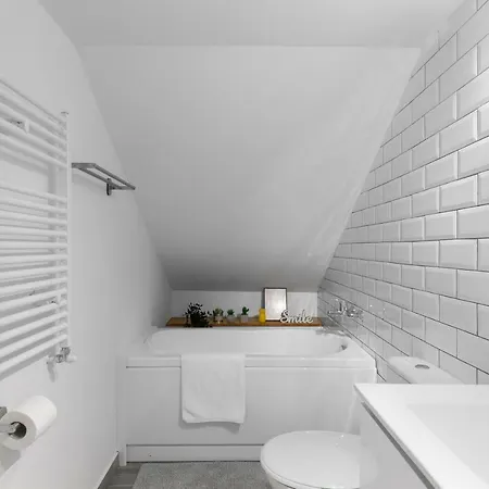 Appartement Historical Center 2 By Urbanesq *