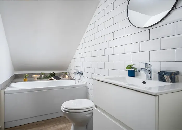 Apartman Historical Center Completely Renovated By Urbanesq *