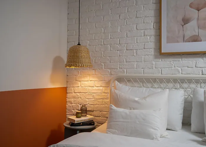 Historical Center Completely Renovated By Urbanesq Appartement Boekarest