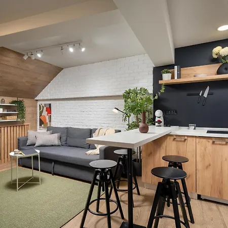 Historical Center Completely Renovated By Urbanesq Bucareste